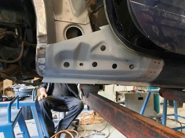Work in the Stepaside Coachworks workshop, photo 50